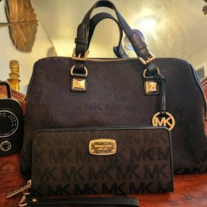 Michael Kors Satchel Bag w/ Wallet